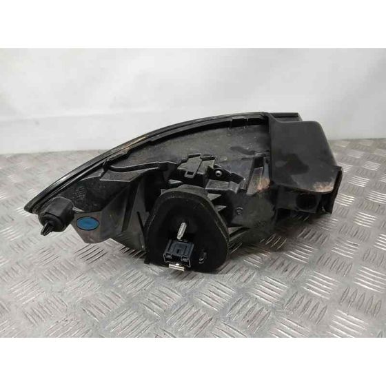 Piloto Trasero Derecho para Peugeot 208 (P2)