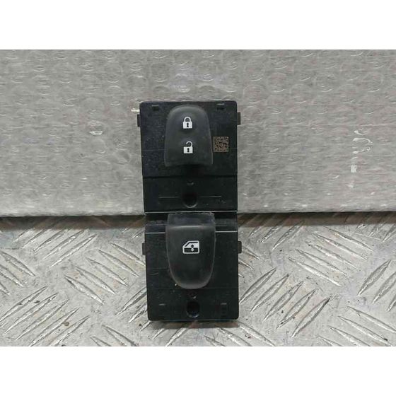 Mando Elevalunas Delantero Derecho para Nissan Qashqai (J11)