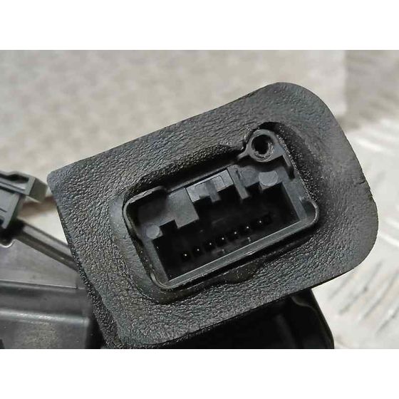 Cerradura Puerta Trasera Derecha para Skoda Octavia Lim. (5E3)