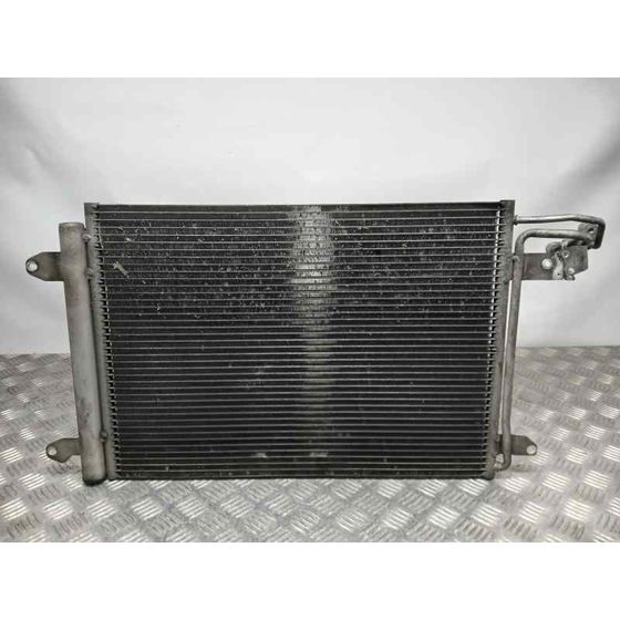 Condensador / Radiador Aire Acondicionado para Volkswagen Golf Plus (521)
