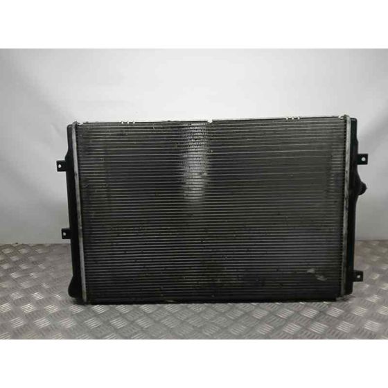 Radiador Agua para Volkswagen Golf Plus (521)