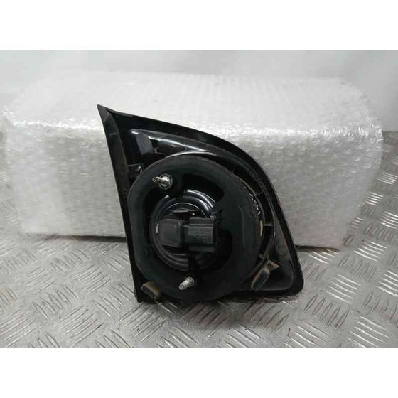 Piloto Trasero Derecho para Volkswagen Golf Plus (521)