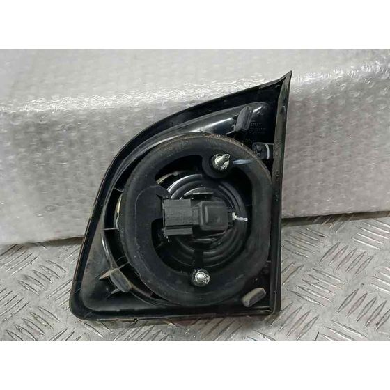 Piloto Trasero Izquierdo para Volkswagen Golf Plus (521)
