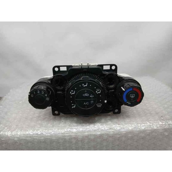 Mando Calefaccion / Aire Acondicionado para Ford Fiesta (Ccn)