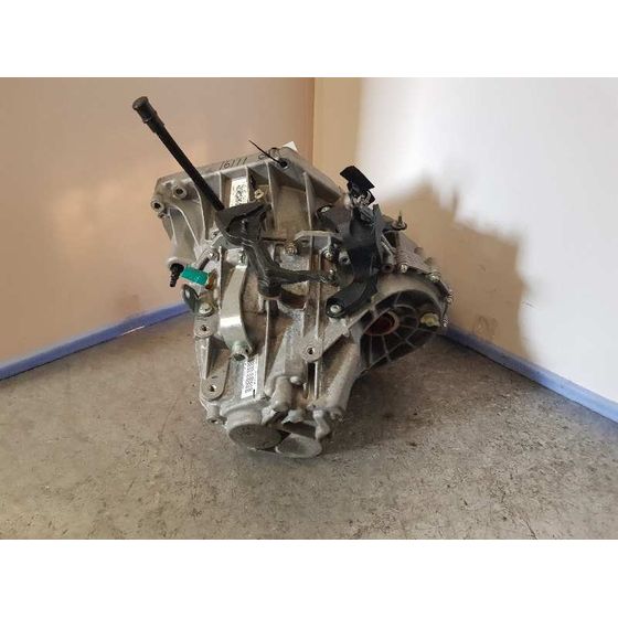 Caja Cambios para Nissan Towstar