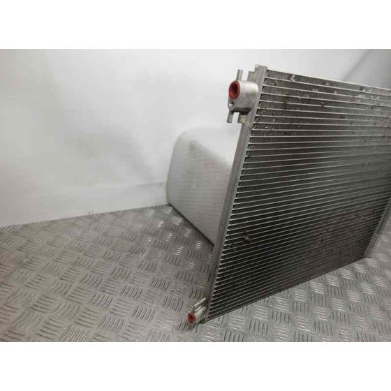Condensador / Radiador Aire Acondicionado para Nissan Towstar