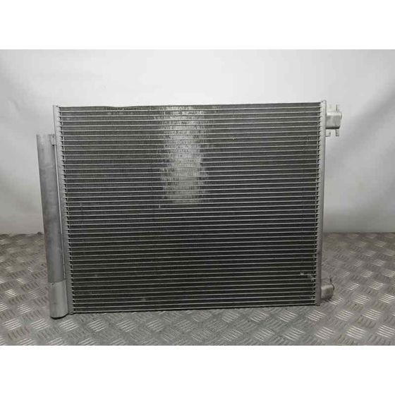 Condensador / Radiador Aire Acondicionado para Nissan Towstar
