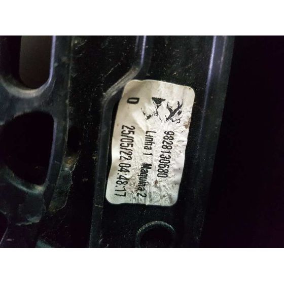 Elevalunas Delantero Derecho para Peugeot 2008 (P1)