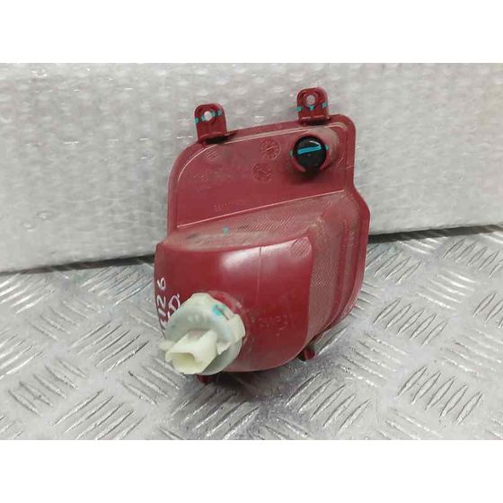 Piloto Trasero Derecho Paragolpes para Peugeot 2008 (P1)