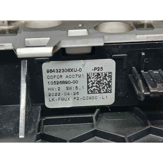 Mando Multifuncion para Peugeot 2008 (P1)