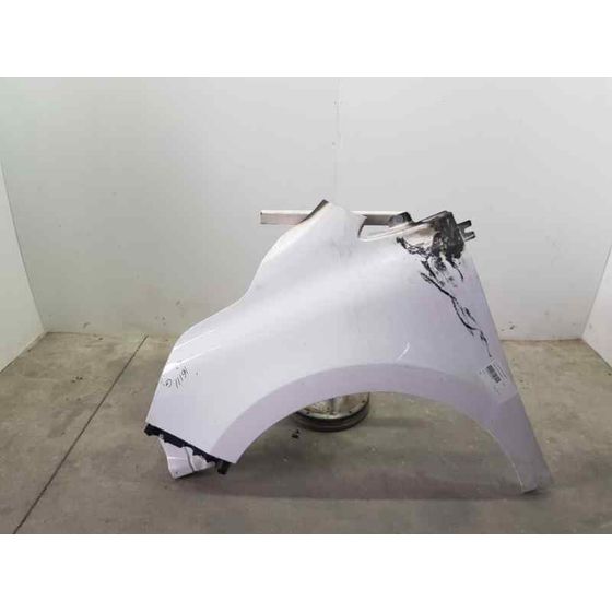 Aleta Delantera Izquierda para Nissan Towstar