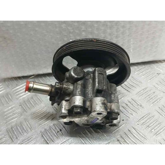Bomba Direccion para Mitsubishi L 200 (K60T)