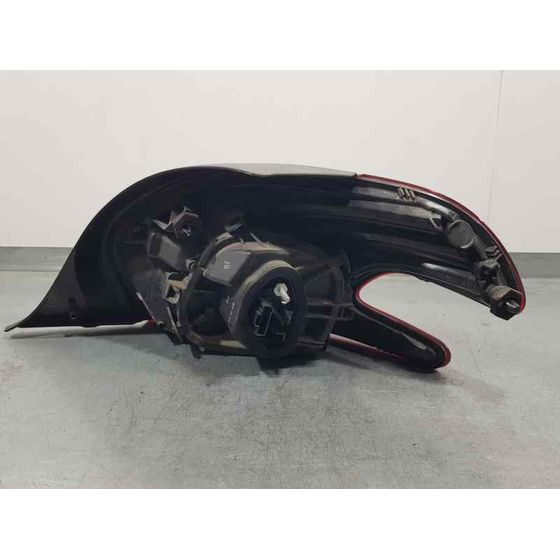 Piloto Trasero Izquierdo para Peugeot 208
