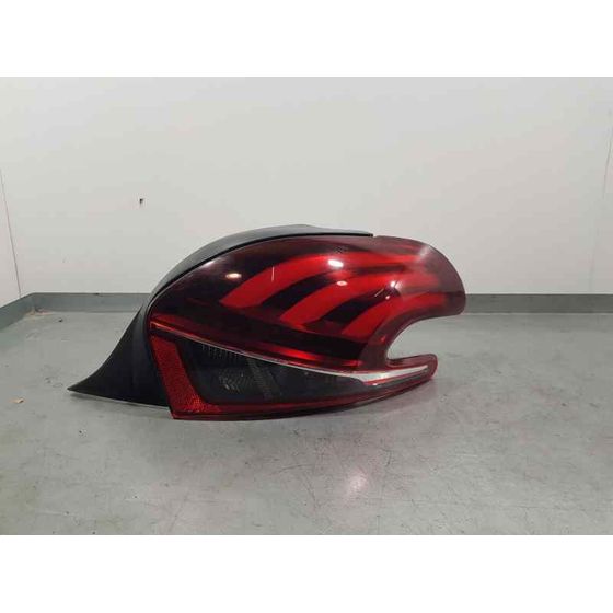 Piloto Trasero Derecho para Peugeot 208