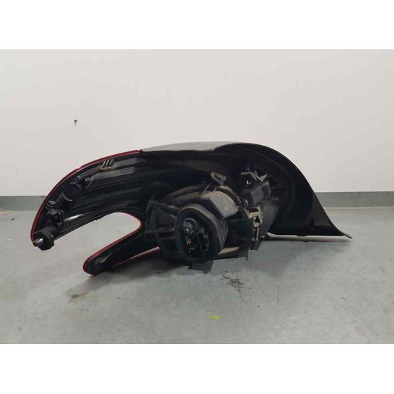Piloto Trasero Derecho para Peugeot 208