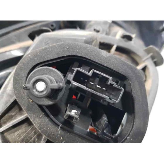 Piloto Trasero Derecho para Peugeot 208