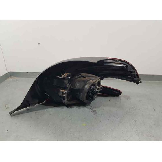 Piloto Trasero Izquierdo para Peugeot 208