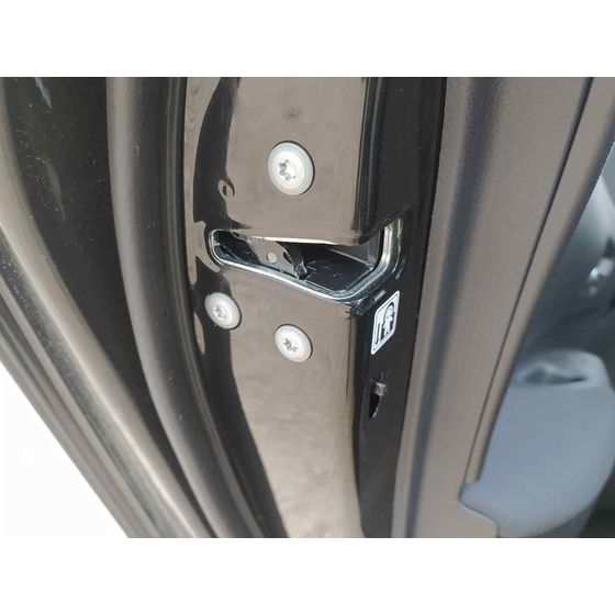 Cerradura Puerta Trasera Izquierda para Toyota Corolla (E21)