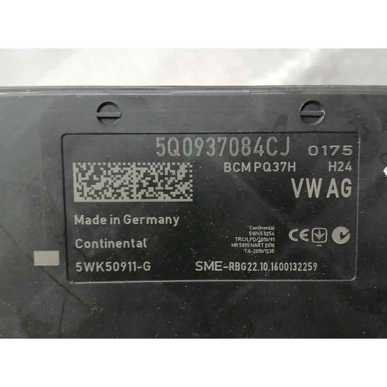 Caja Reles / Fusibles para Volkswagen Golf Vii Lim. (5G1)