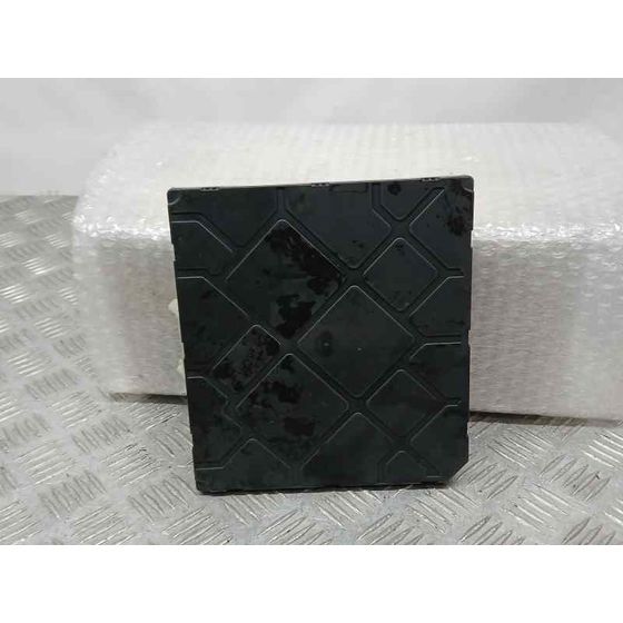 Caja Reles / Fusibles para Volkswagen Golf Vii Lim. (5G1)