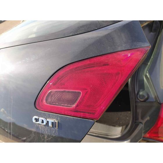 Piloto Trasero Derecho para Opel Astra J Lim.