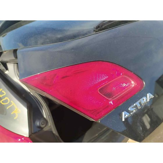 Piloto Trasero Izquierdo para Opel Astra J Lim.