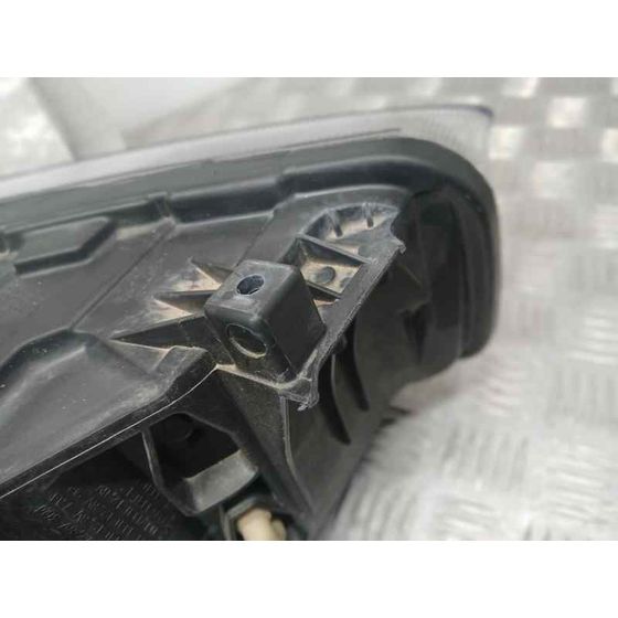 Faro Izquierdo para Ford Focus