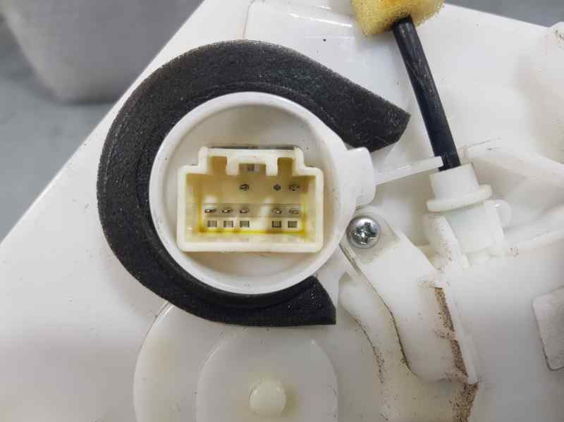 Cerradura Puerta Delantera Izquierda para Mazda 2 Lim. ()