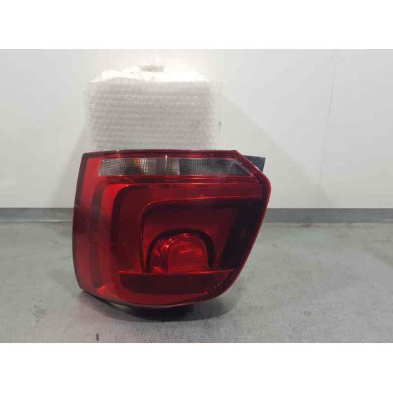 Piloto Trasero Derecho para Volkswagen Polo (6R1)