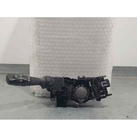 Mando Luces para Toyota Auris