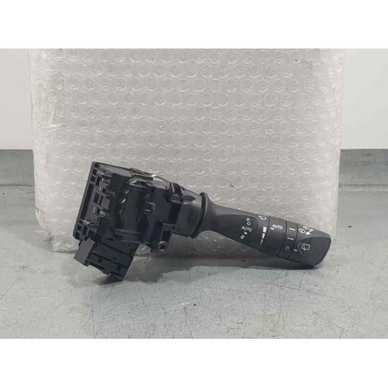 Mando Limpia para Toyota Auris