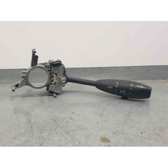 Mando Limpia para Mercedes-Benz Clase C (W203) Familiar