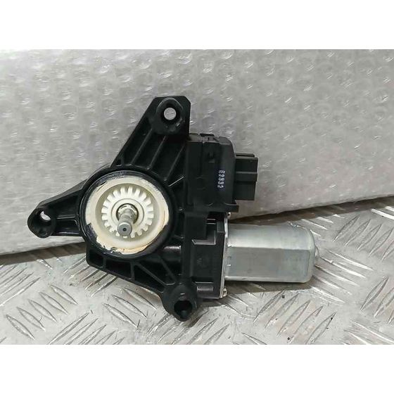 Motor Elevalunas Trasero Izquierdo para Mercedes-Benz Clase B (W246)