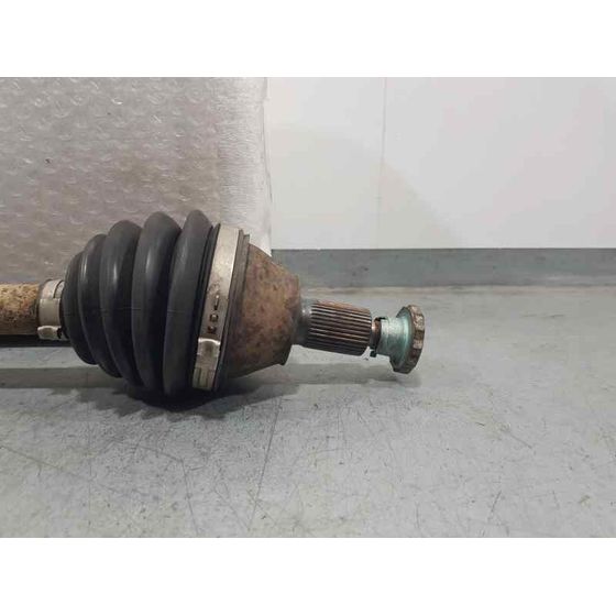 Transmision Delantera Izquierda para Volkswagen Polo (9N1)