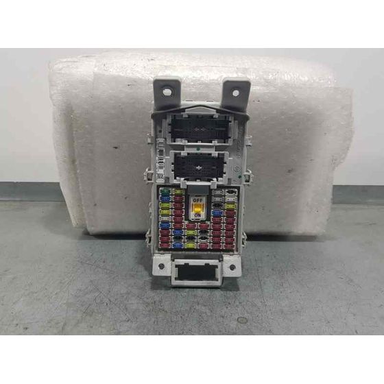 Caja Reles / Fusibles para Hyundai I20 Active