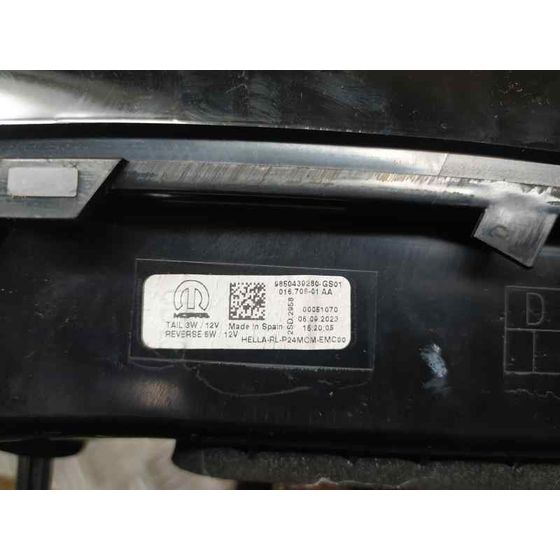 Piloto Trasero Izquierdo para Peugeot 2008 (P1)