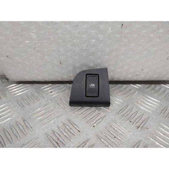Mando Elevalunas Trasero Derecho para Skoda Octavia Lim. (5E3)
