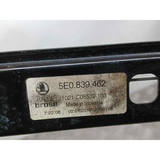 Elevalunas Trasero Derecho para Skoda Octavia Lim. (5E3)