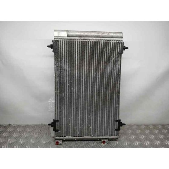 Condensador / Radiador Aire Acondicionado para Peugeot 3008