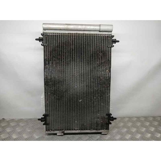 Condensador / Radiador Aire Acondicionado para Peugeot 3008
