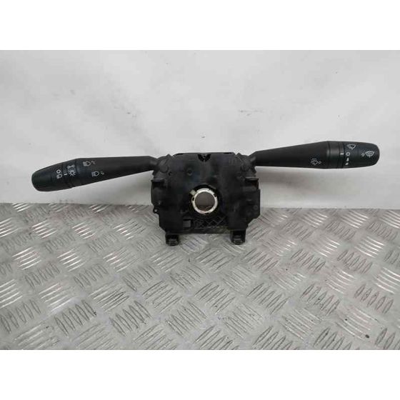 Mando Luces Y Limpia para Fiat Tipo Ii (356) Sedan