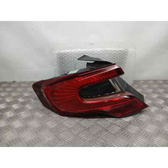 Piloto Trasero Izquierdo para Fiat Tipo Ii (356) Sedan