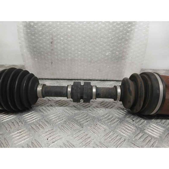 Transmision Delantera Izquierda para Nissan X-Trail (T32)