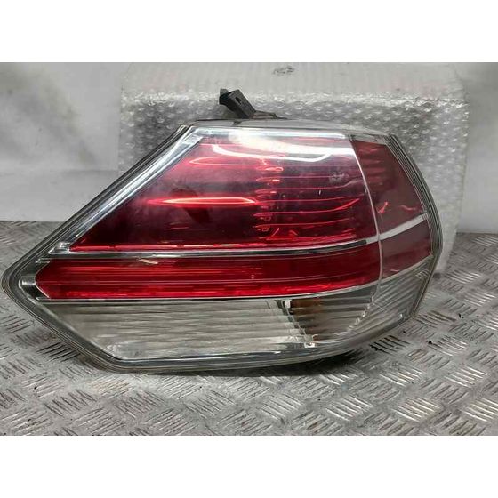 Piloto Trasero Izquierdo para Nissan X-Trail (T32)