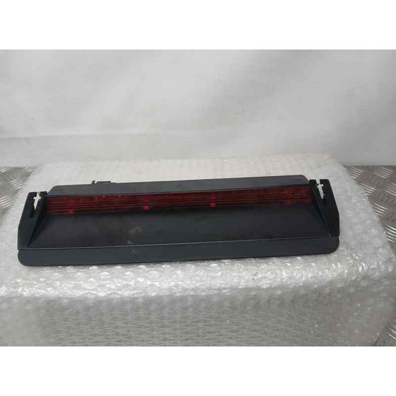 Luz Central De Freno para Volkswagen Jetta (1K2)