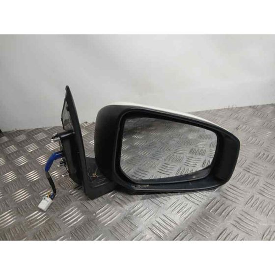 Retrovisor Derecho para Mitsubishi Space Star (A00)