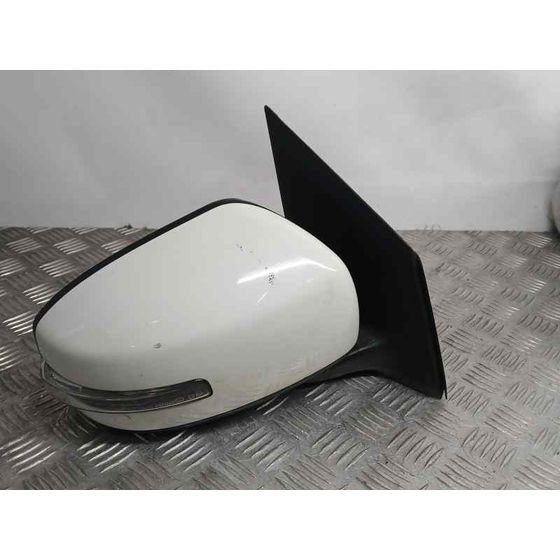 Retrovisor Derecho para Mitsubishi Space Star (A00)