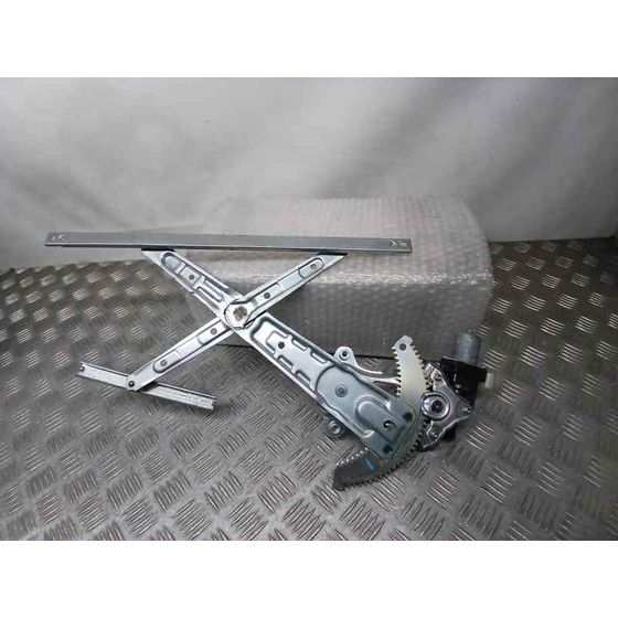 Elevalunas Delantero Derecho para Mitsubishi Space Star (A00)