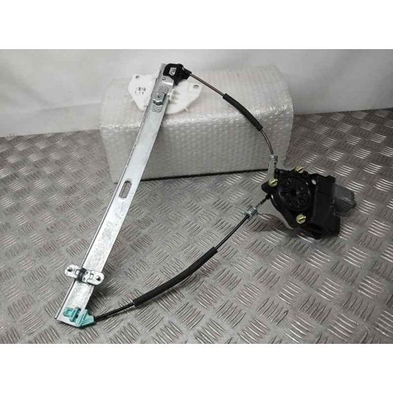 Elevalunas Delantero Izquierdo para Kia Rio (Yb)