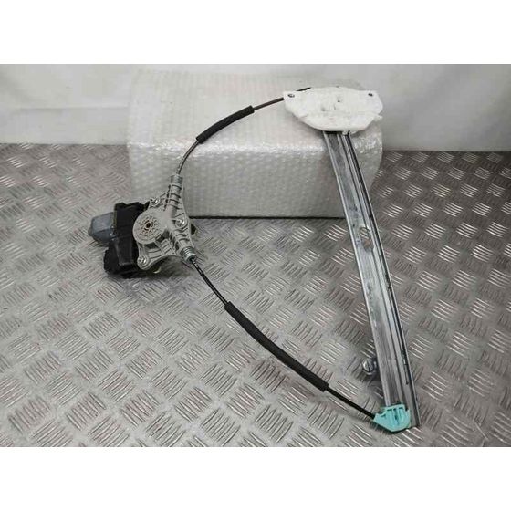 Elevalunas Delantero Izquierdo para Kia Rio (Yb)